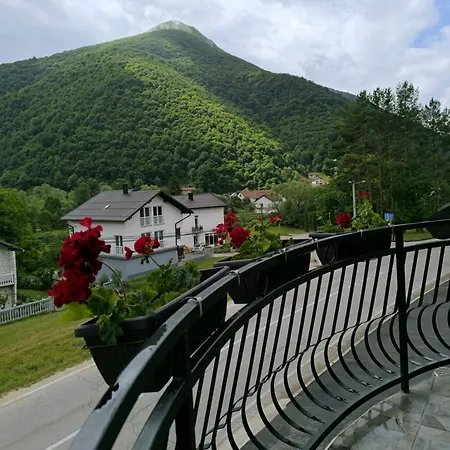 Hana - Smjestaj Sa Upotrebom Kuhinje Hotel *